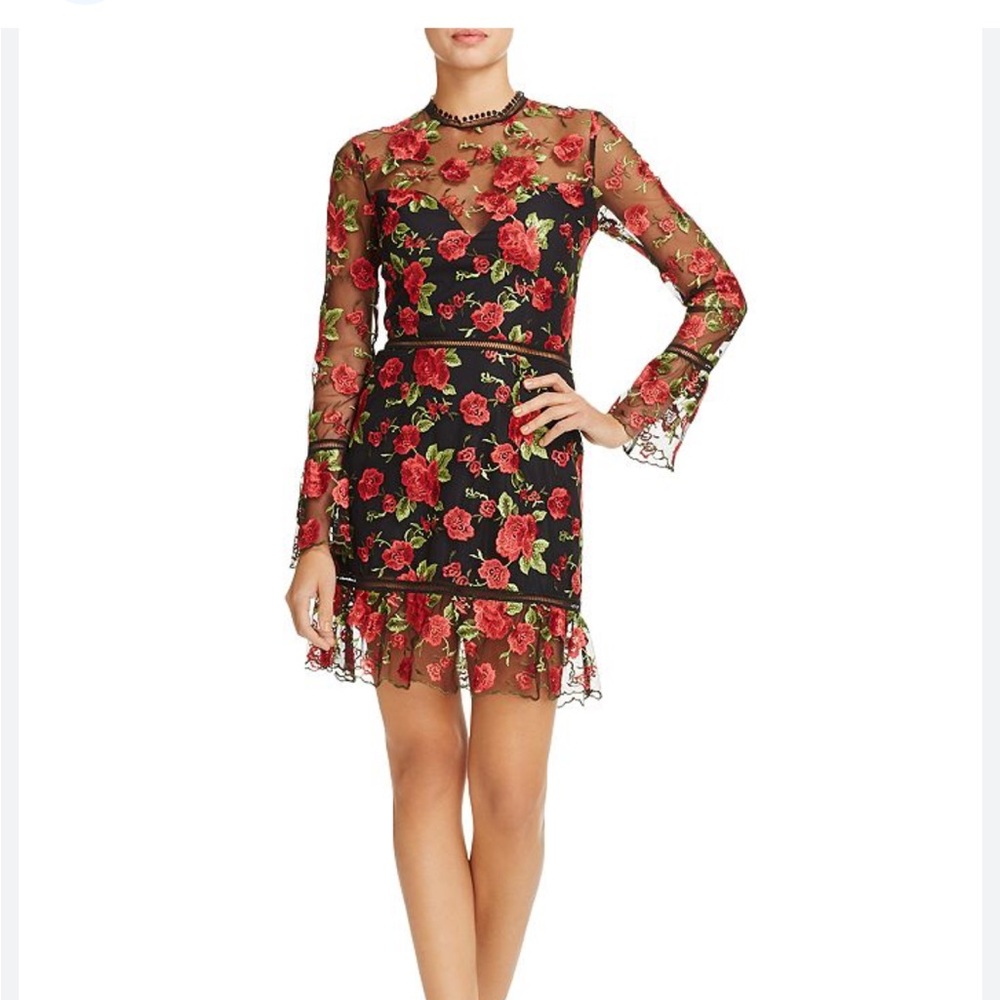 Saylor Rose Allison Dress in black and red